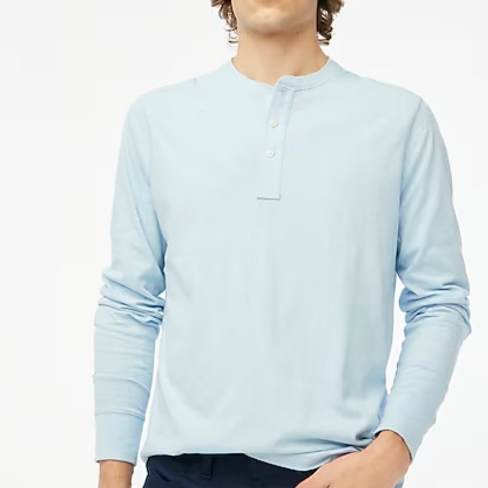 Long-sleeve henley in slub cotton